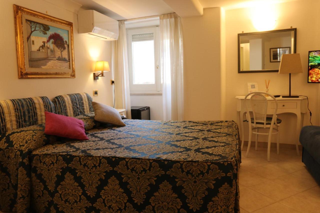 Hotel Capri Bougainville 4*