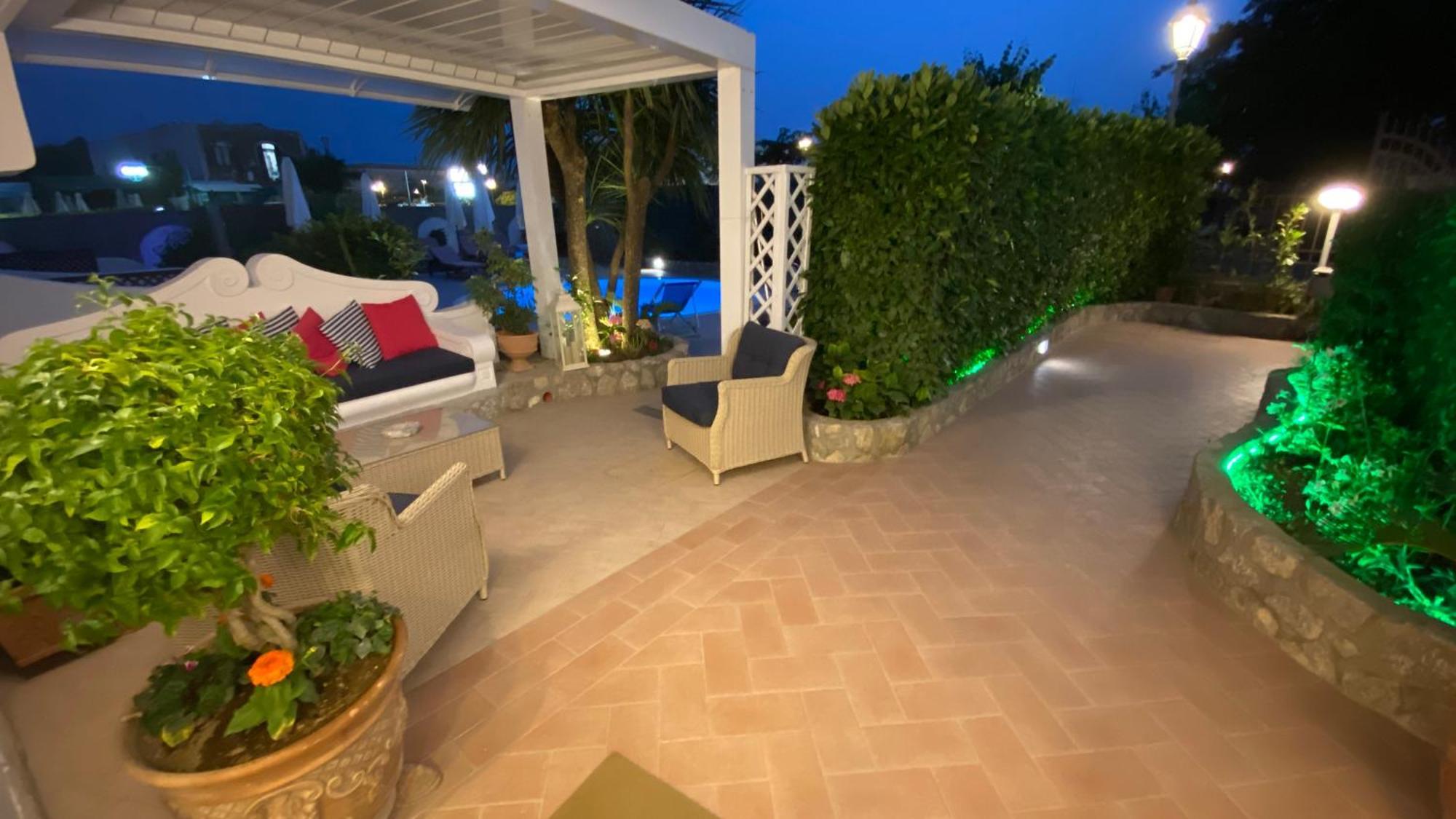 Hotel Capri Bougainville 4*