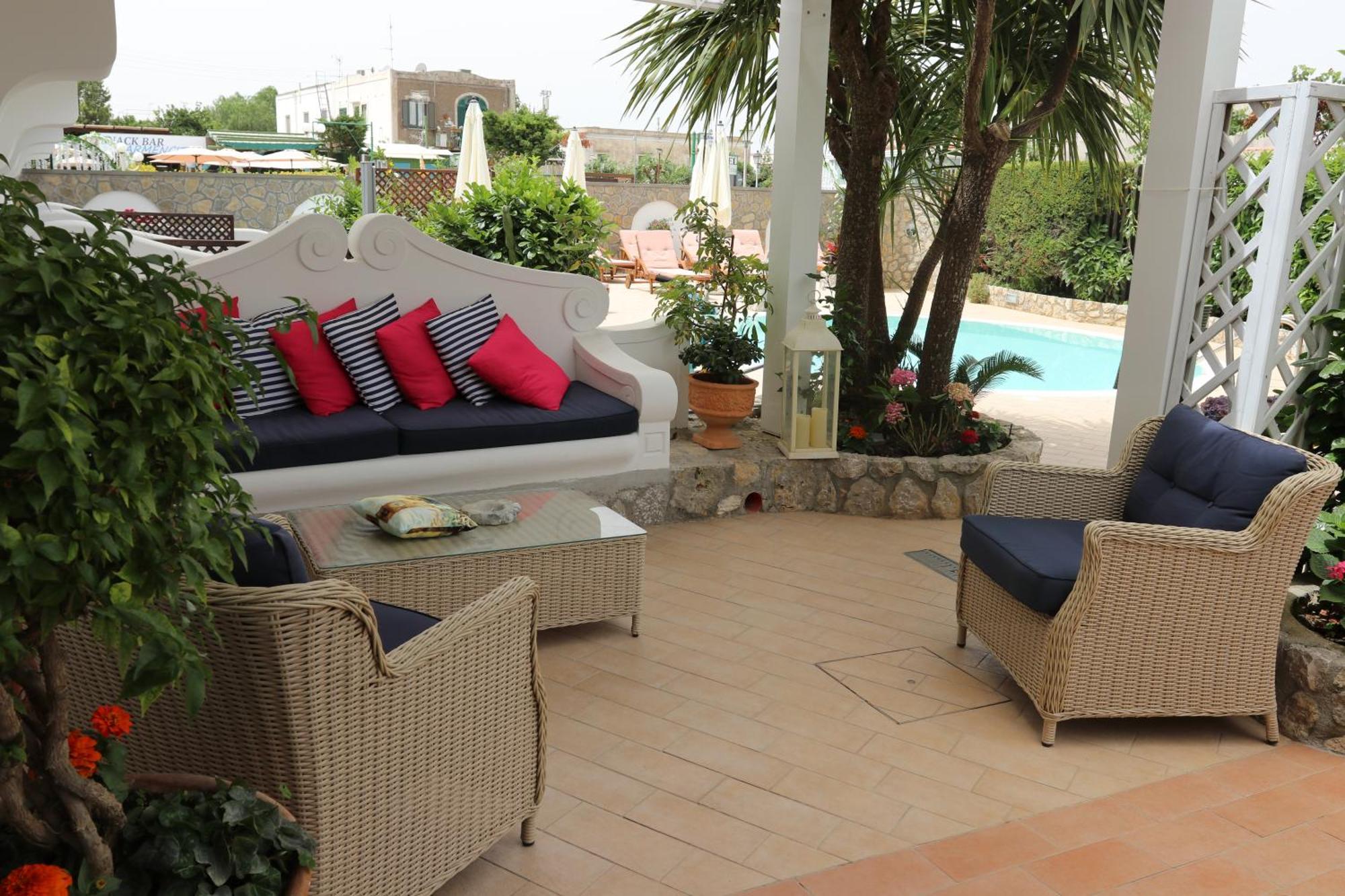 Hotel Capri Bougainville
