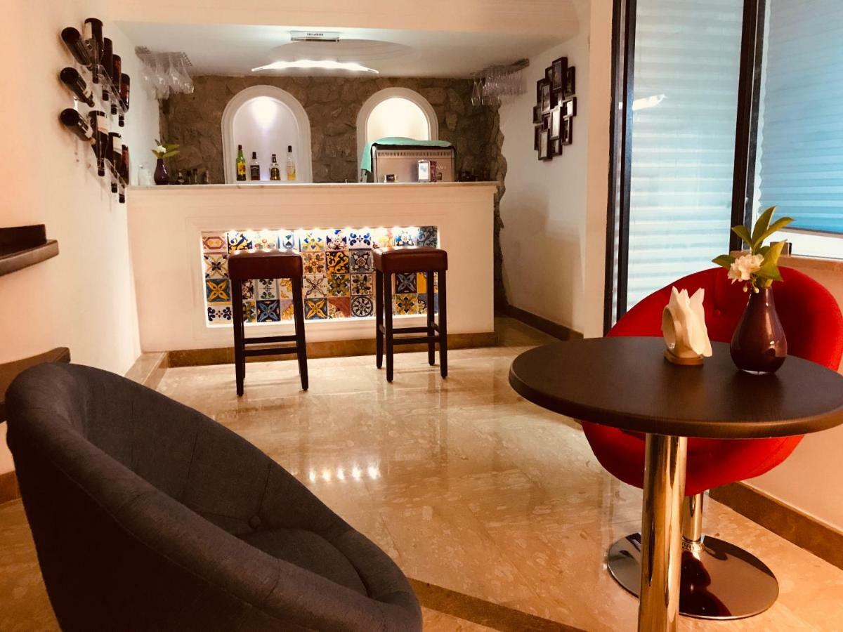 Capri Bougainville Hotel 4*