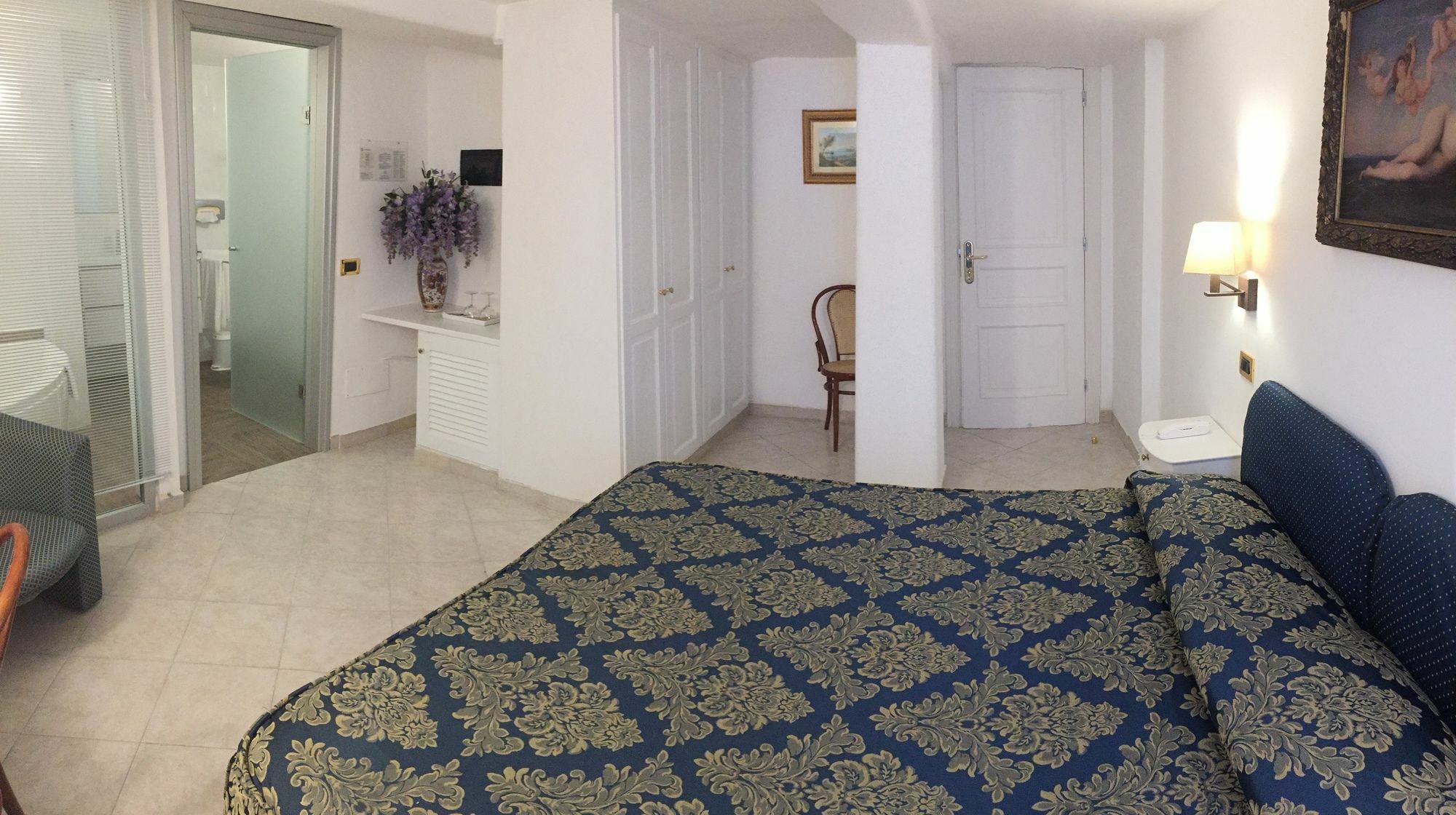 Hotel Capri Bougainville 4*